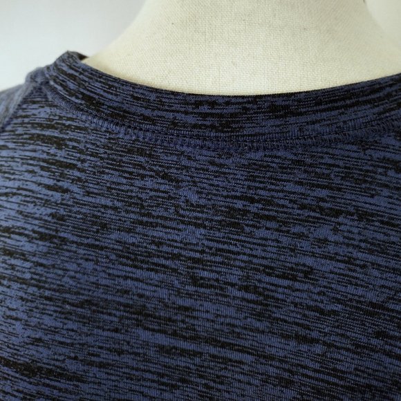 Cuddl Duds Climate Right Heather Blue Sweatshirt With Thumb Holes - Picture 7 of 10